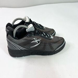 Gravity Shoes Defyer Women 8.5 Nexta Walking TB9001FBS-M Lace Up Low Top Sneaker